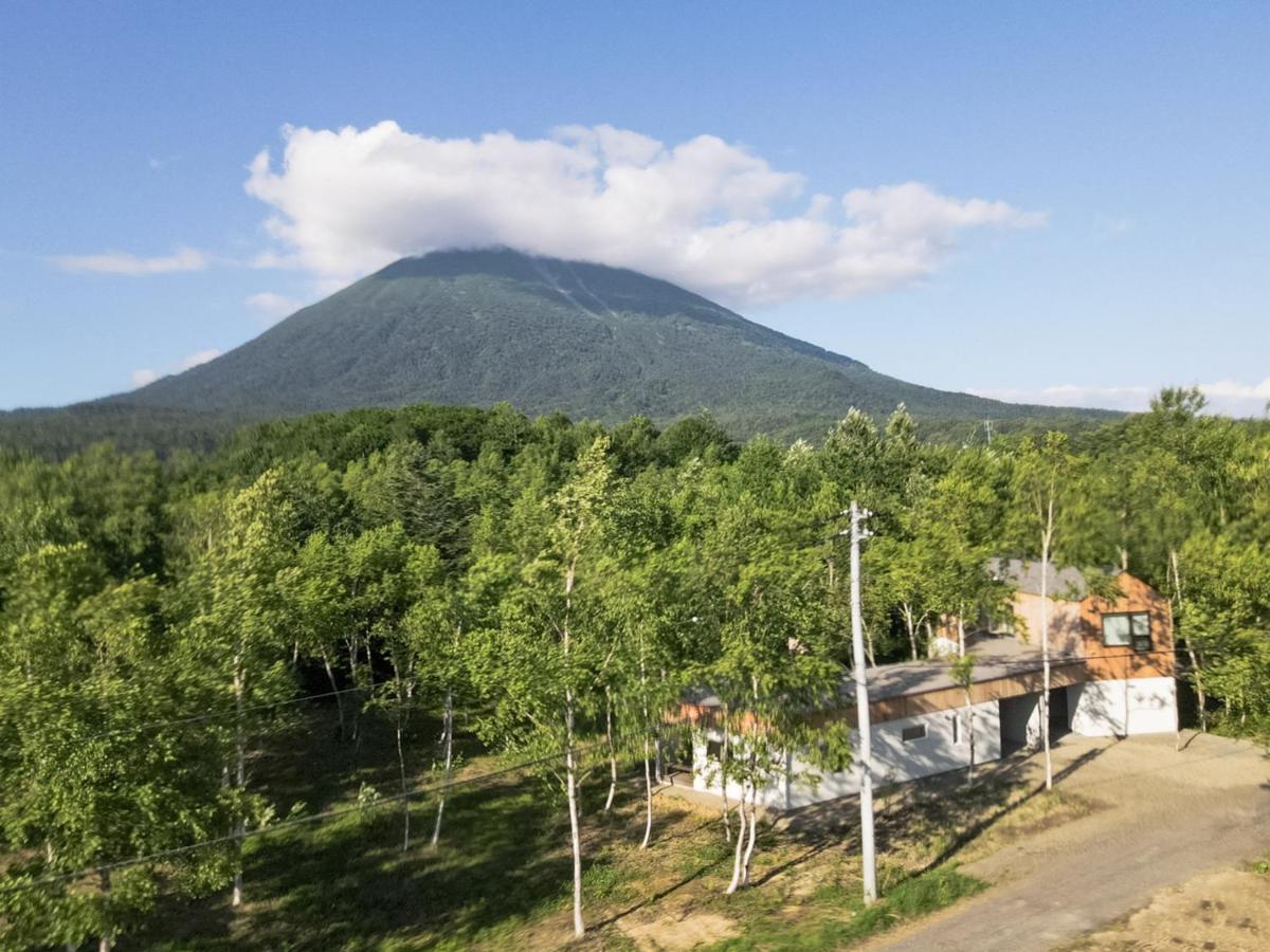 Pensjonat Coboushi ハナレ Niseko Zewnętrze zdjęcie